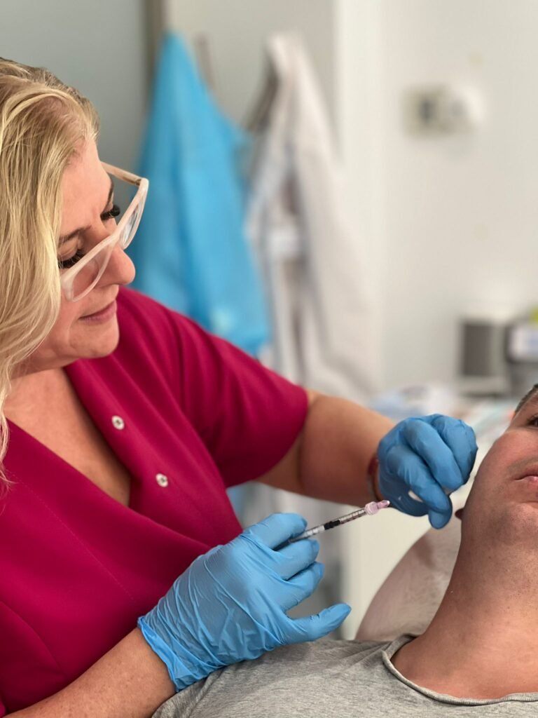 Dra. Karina de la Torre Marbella