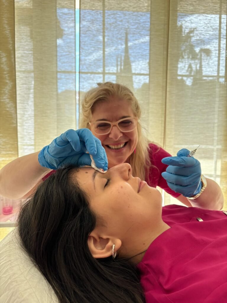 Dra. Karina de la Torre Marbella